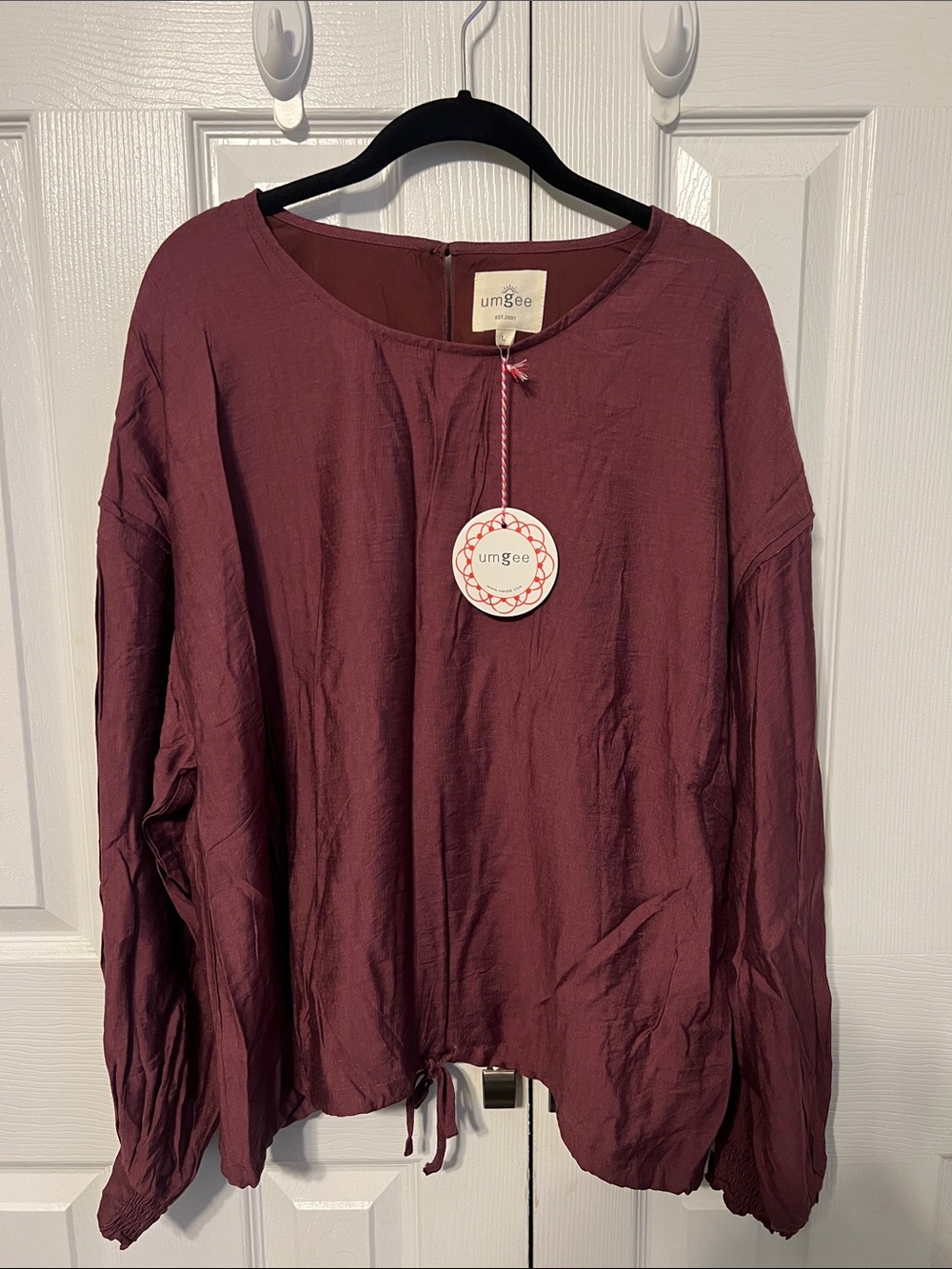 NWT Umgee Burgundy Long Sleeve Round Neck Tunic with Drawstring Hem Size Large